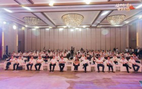 “中华土鸡产业基地”共建启动仪式在新兴成功举办